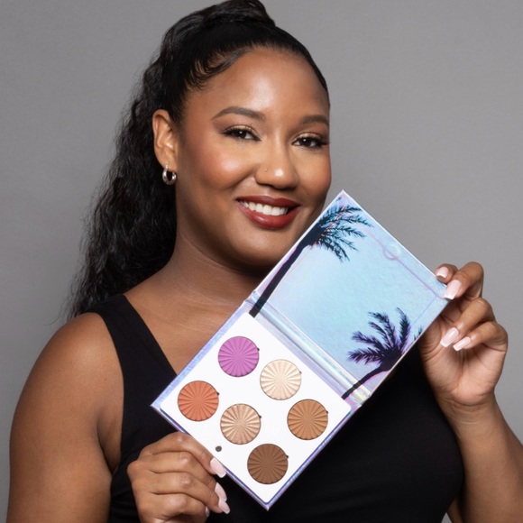 NWT | OFRA Face Palette - Picture 10 of 10
